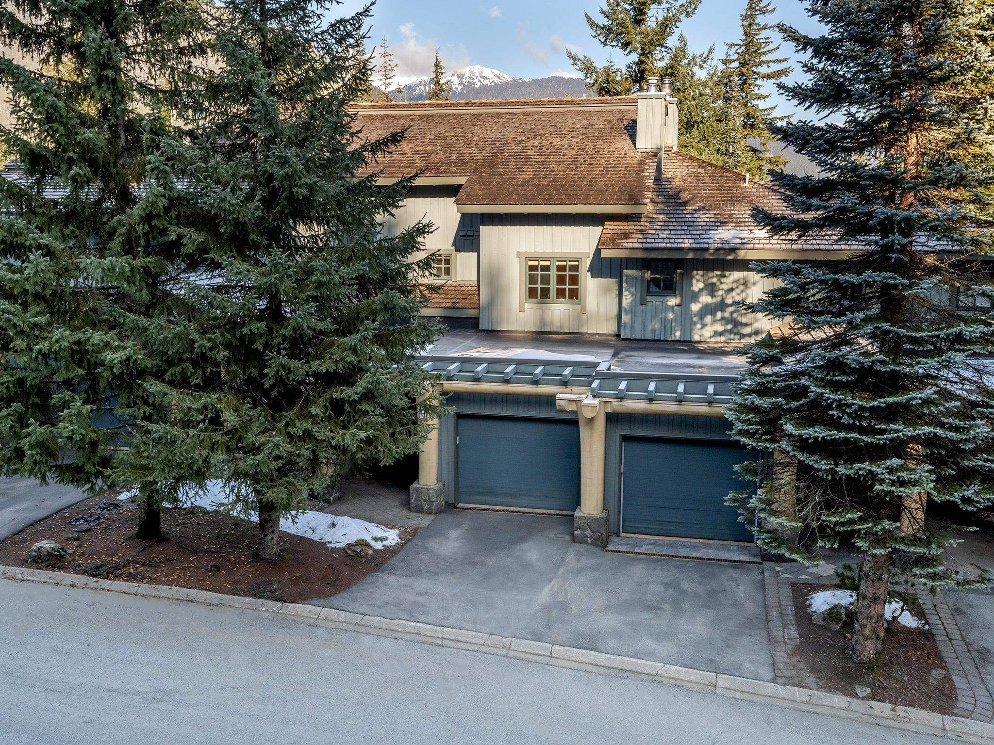 Main Photo: 32 2250 NORDIC Drive in Whistler: Nordic Townhouse for sale in "Taluswood" : MLS®# R2849110