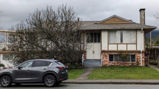 Main Photo: 358 W 19TH Street in North Vancouver: Central Lonsdale House for sale : MLS®# R2782076