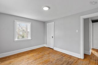 Photo 24: 16 Summer Street in Liverpool: 406-Queens County Residential for sale (South Shore)  : MLS®# 202309225