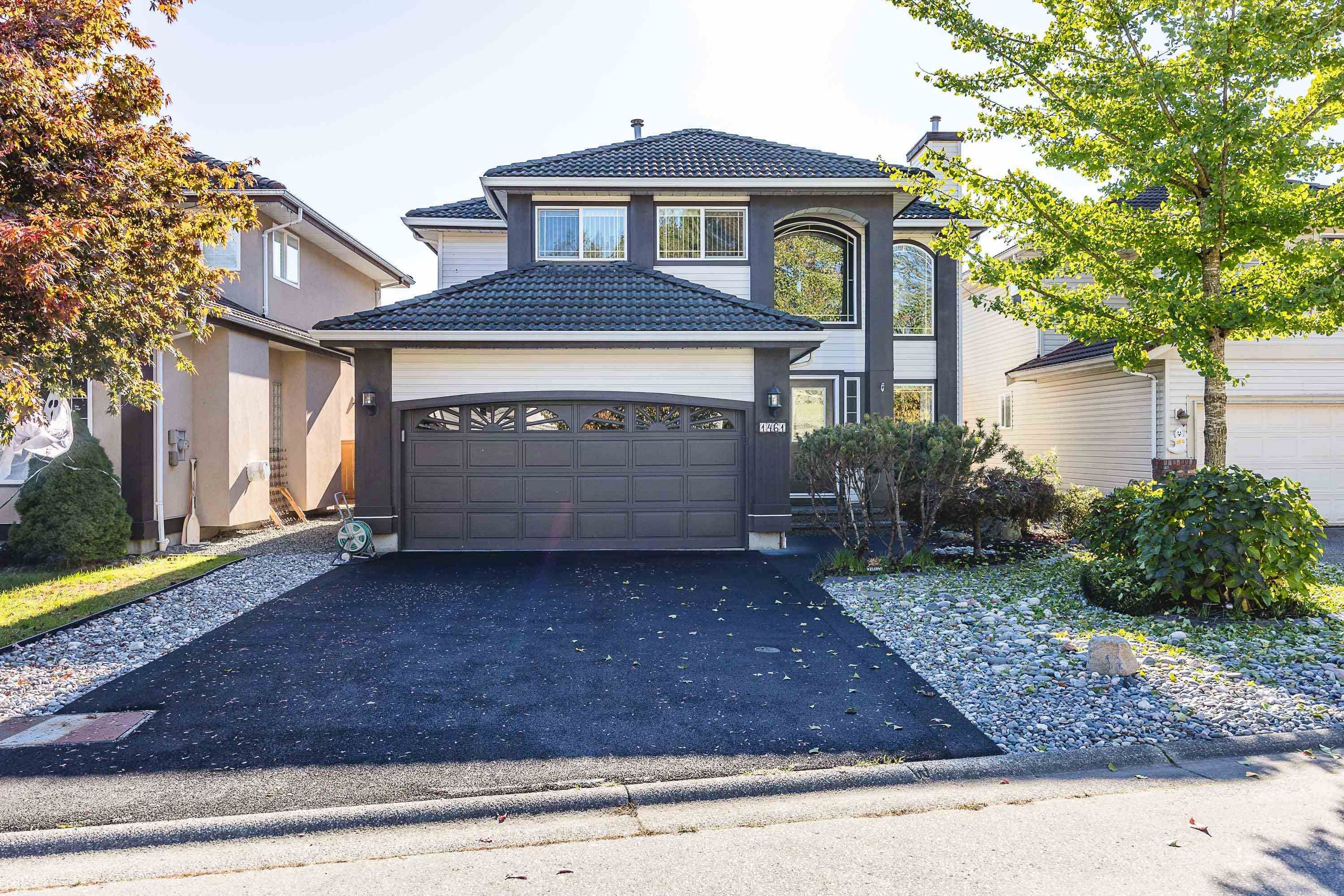 Main Photo: 1461 RHINE Crescent in Port Coquitlam: Birchland Manor House for sale : MLS®# R2828954