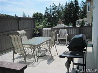 Photo 3: 614 McCallum Rd in VICTORIA: La Thetis Heights House for sale (Langford)  : MLS®# 574748