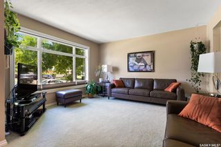Photo 2: 44 Clarke Street in Regina: Dieppe Place Residential for sale : MLS®# SK942288