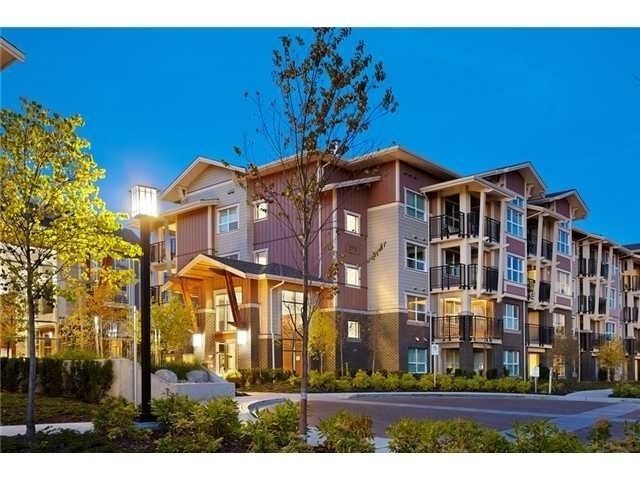 Main Photo: 205 5889 IRMIN Street in Burnaby: Metrotown Condo for sale (Burnaby South)  : MLS®# R2416413