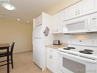 Photo 7: 1701 Jefferson Ave in VICTORIA: SE Gordon Head Half Duplex for sale (Saanich East)  : MLS®# 755004