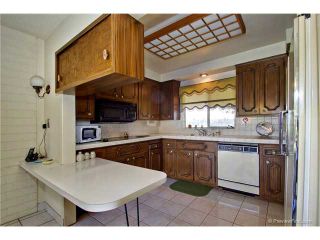 Photo 13: DEL CERRO House for sale : 3 bedrooms : 6301 N Glenmont Street in San Diego