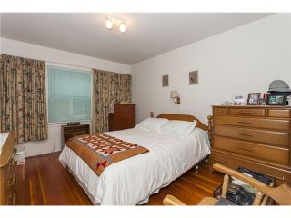 Photo 10: 3988 W 31ST Avenue in Vancouver: Dunbar House for sale in "DUNBAR" (Vancouver West)  : MLS®# V1123307