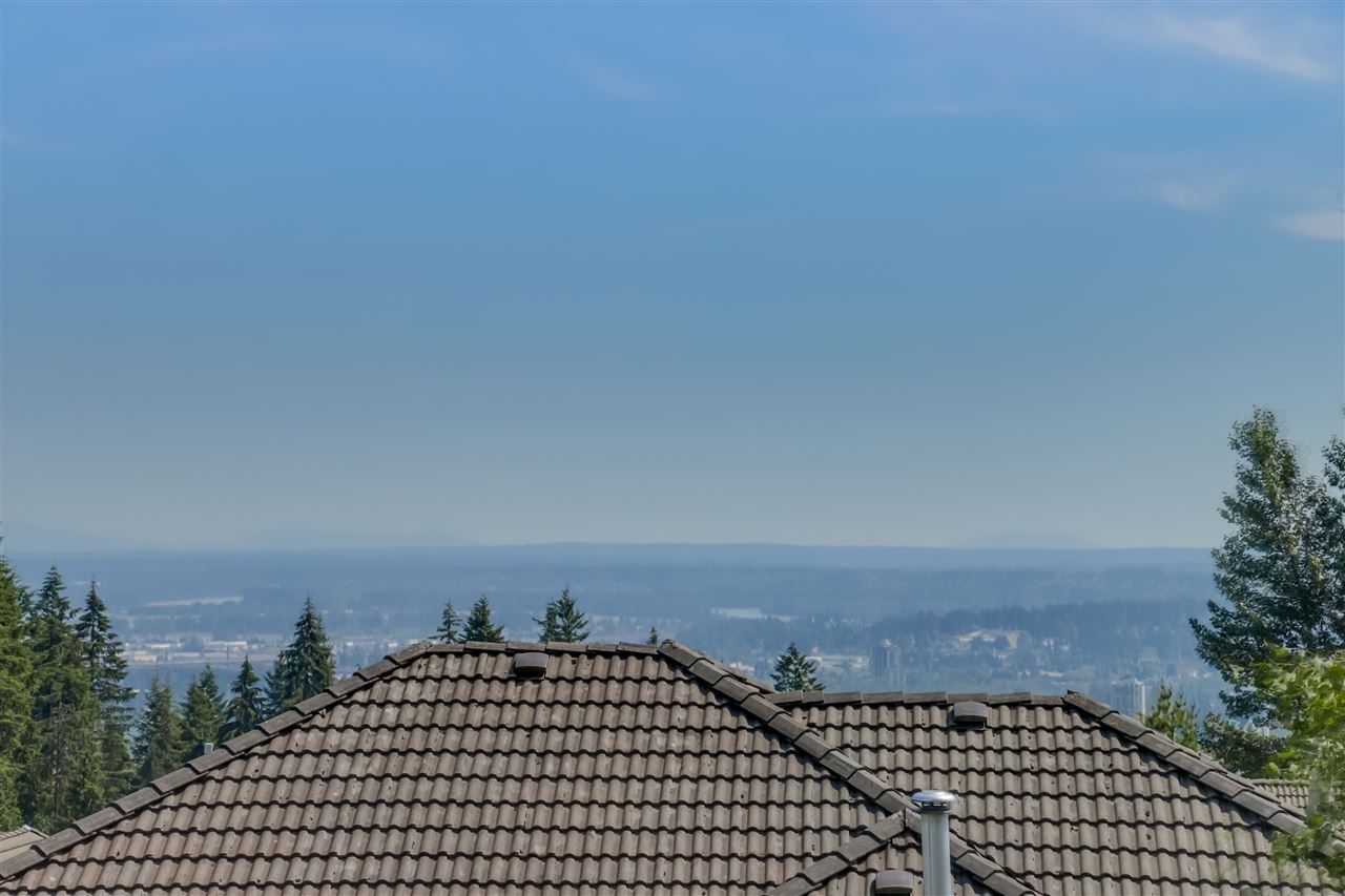 Main Photo: 3078 MULBERRY PLACE in : Westwood Plateau House for sale : MLS®# R2077051