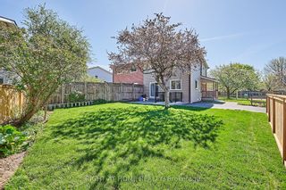 Photo 17: 399 Laval Drive in Oshawa: Vanier House (2-Storey) for sale : MLS®# E8325350