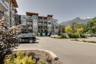 Photo 3: 310 1150 BAILEY Street in Squamish: Downtown SQ Condo for sale in "PARKHOUSE" : MLS®# R2761357