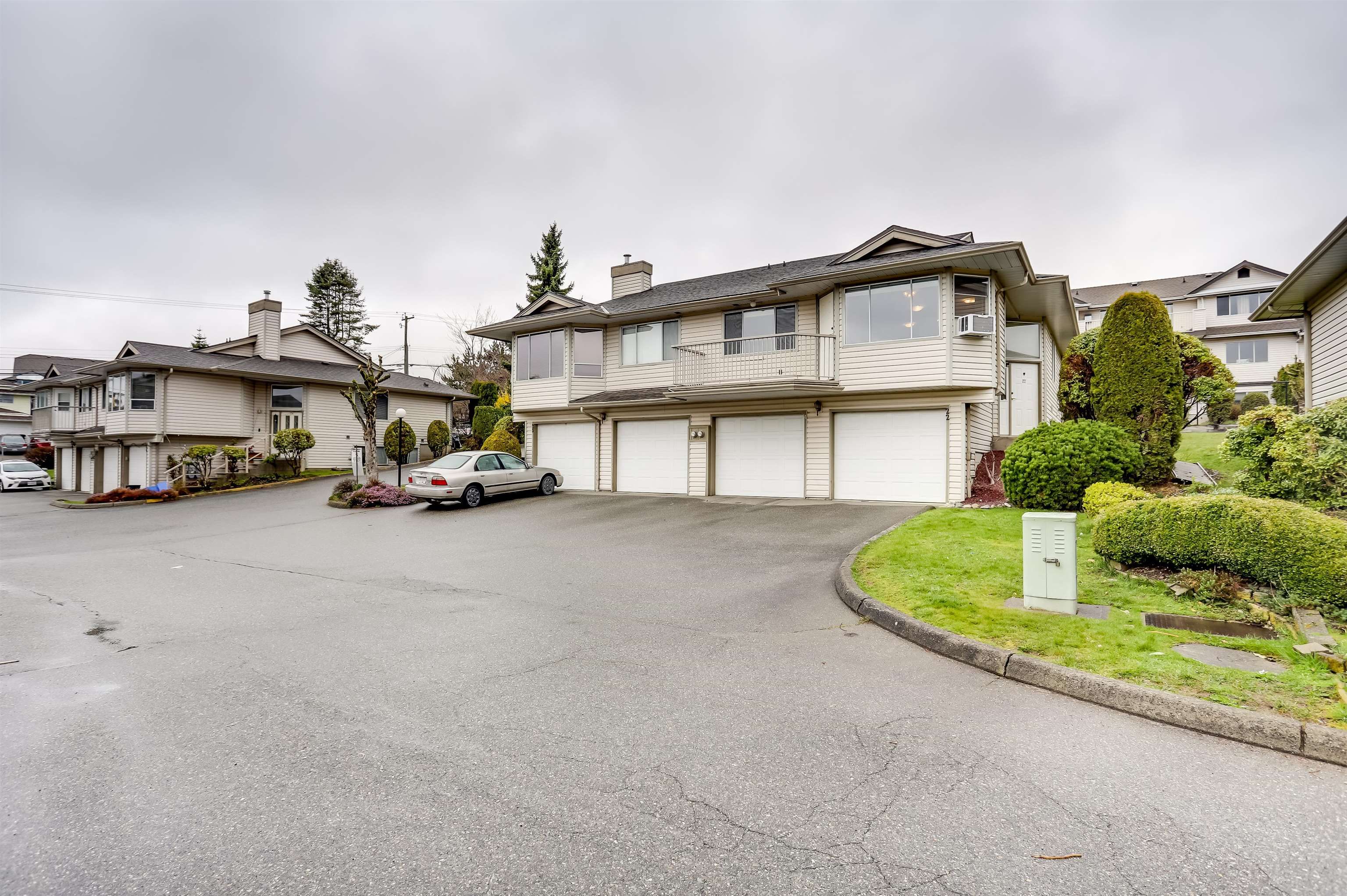 Main Photo: 22 3070 TOWNLINE Road in Abbotsford: Abbotsford West Townhouse for sale : MLS®# R2714510