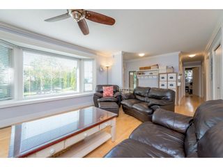 Photo 5: 9488 213 Street in Langley: Walnut Grove House for sale : MLS®# R2169405