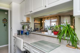 Photo 7: 601 15111 RUSSELL Avenue: White Rock Condo for sale in "PACIFIC TERRACE" (South Surrey White Rock)  : MLS®# R2740014