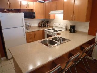 Photo 3: 207 1205 FIFTH Avenue in New Westminster: Uptown NW Condo for sale : MLS®# R2077262