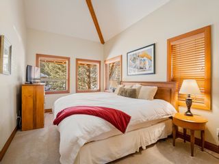 Photo 11: 4826 CASABELLA Crescent in Whistler: Whistler Village Townhouse for sale : MLS®# R2857324