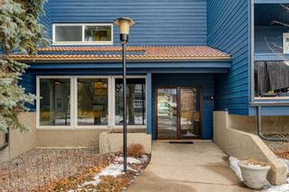 Photo 1: 102 234 5 Avenue NE in Calgary: Crescent Heights Apartment for sale : MLS®# A2104416