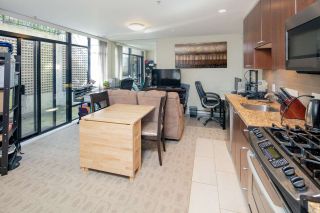 Photo 10: 14 1863 WESBROOK Mall in Vancouver: University VW Townhouse for sale in "Esse" (Vancouver West)  : MLS®# R2354042