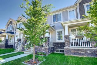 Photo 2: 241 Yorkville Manor SW in Calgary: Yorkville Row/Townhouse for sale : MLS®# A1241040