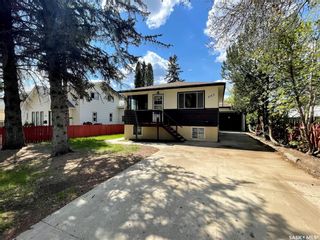 Photo 1: 345 U Avenue South in Saskatoon: Pleasant Hill Residential for sale : MLS®# SK966634
