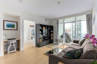 Photo 7: 909 111 E 1ST Avenue in Vancouver: Mount Pleasant VE Condo for sale in "BLOCK 100" (Vancouver East)  : MLS®# R2330991