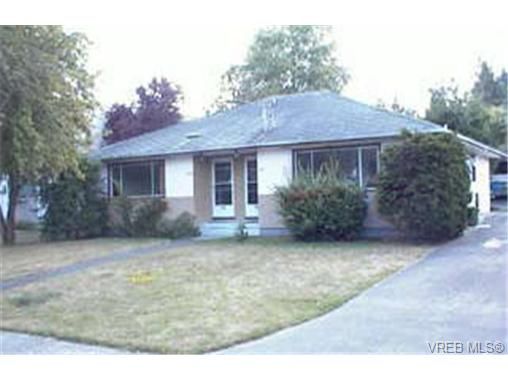 Main Photo: 1031 Colville Rd in VICTORIA: Es Rockheights Full Duplex for sale (Esquimalt)  : MLS®# 254189