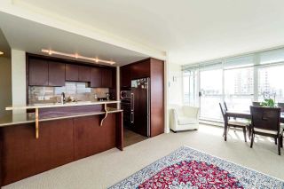 Photo 15: 403 1320 CHESTERFIELD AVENUE in North Vancouver: Central Lonsdale Condo for sale : MLS®# R2092309