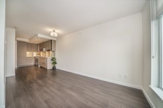 Photo 3: 1053 5515 BOUNDARY Road in Vancouver: Collingwood VE Condo for sale in "WALL CENTRE CENTRALPARK" (Vancouver East)  : MLS®# R2678796