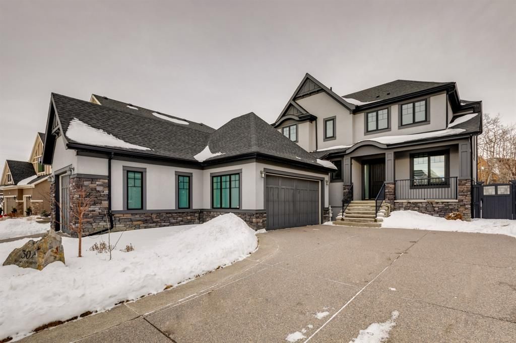 Main Photo: 30 Rockcliff Heights NW in Calgary: Rocky Ridge Detached for sale : MLS®# A1171118
