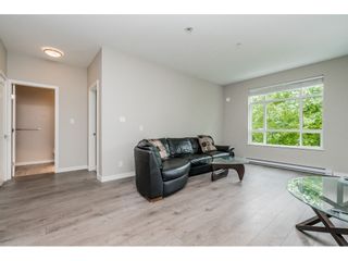 Photo 6: D211-20211 66 Avenue in Langley: Willoughby Heights Condo for sale : MLS®# R2497090