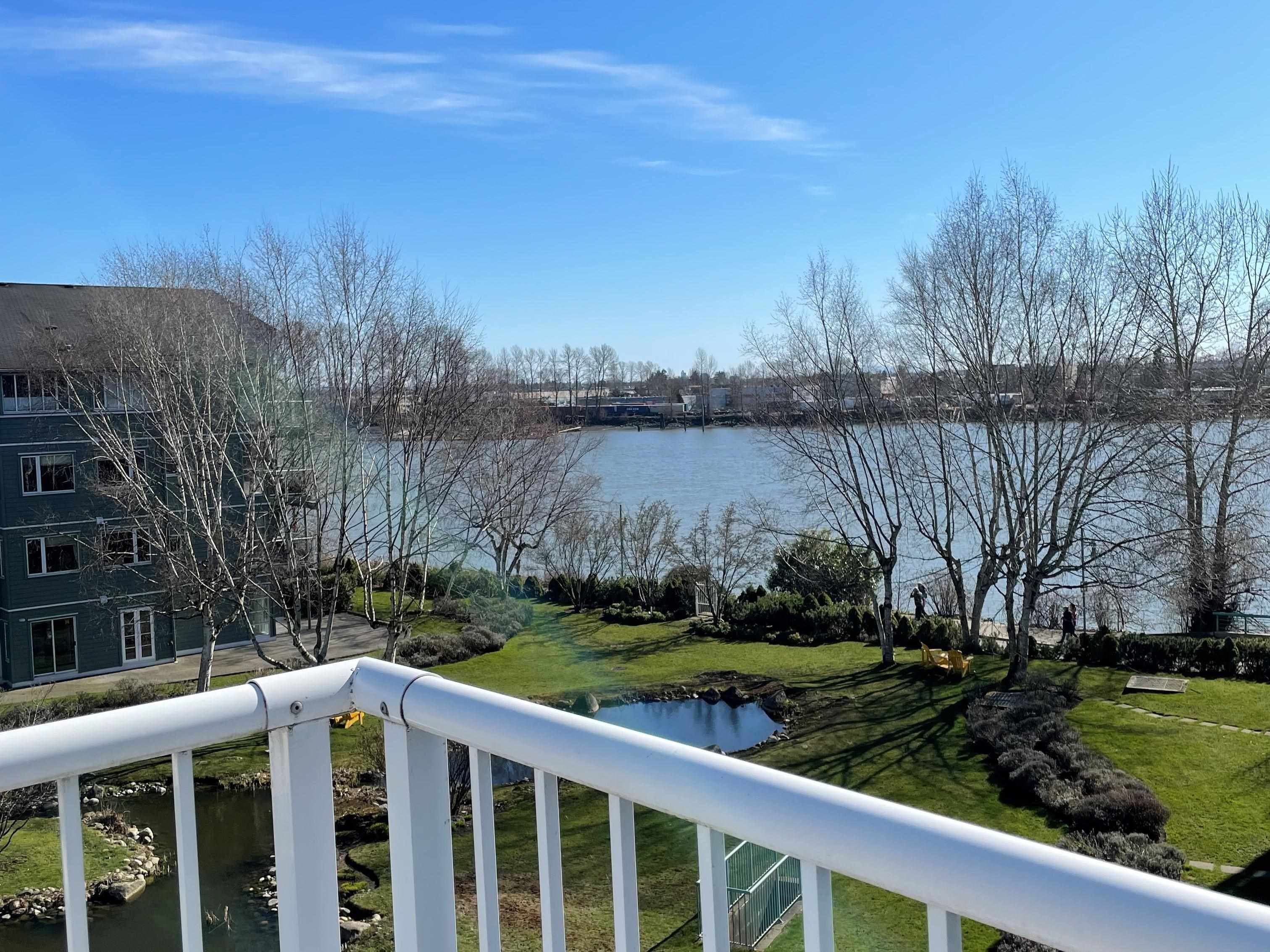Main Photo: 415 2020 E KENT AVENUE SOUTH Street in Vancouver: South Marine Condo for sale in "Tugboat Landing" (Vancouver East)  : MLS®# R2682002