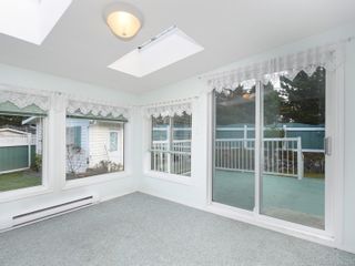 Photo 6: 5 7109 West Coast Rd in Sooke: Sk Whiffin Spit Manufactured Home for sale : MLS®# 859571