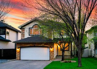 Photo 2: 949 Panorama Hills Drive NW in Calgary: Panorama Hills Detached for sale : MLS®# A2131294
