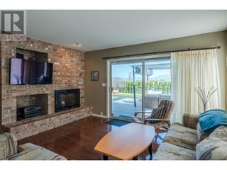 Photo 10: 1033 WESTMINSTER Avenue E in Penticton: House for sale : MLS®# 10313751