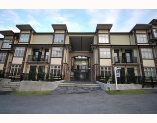 Photo 1: 126 5588 PATTERSON Avenue in Burnaby: Metrotown Townhouse for sale in "DECORUS" (Burnaby South)  : MLS®# V797430