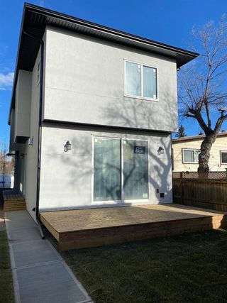 Photo 12: 8505 47 Avenue NW Calgary Home For Sale