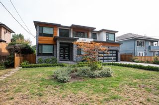 Photo 2: 3628 WELLINGTON Street in Port Coquitlam: Glenwood PQ House for sale : MLS®# R2725477