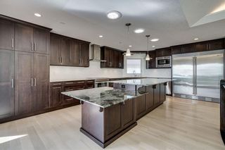 Photo 6: 24 Signal Hill Way SW in Calgary: Signal Hill Detached for sale : MLS®# A1197062
