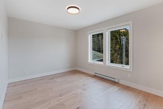 Photo 33: 989 Iota Pl in Langford: La Olympic View House for sale : MLS®# 956849