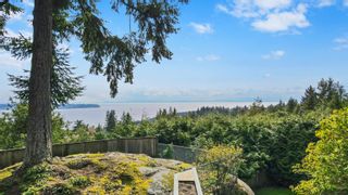 Main Photo: 4663 WOODRIDGE Place in West Vancouver: Cypress Park Estates House for sale : MLS®# R2692872