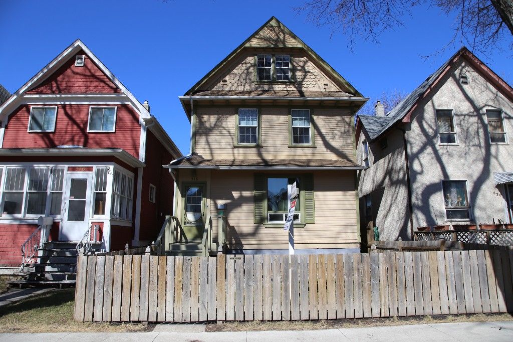 Photo 1: Photos: 518 Home Street in Winnipeg: West End Single Family Detached for sale (West Winnipeg)  : MLS®# 1408562