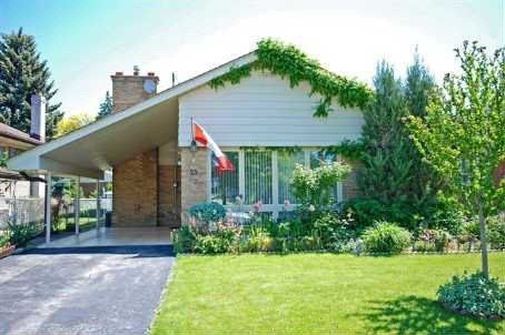 Main Photo:  in Toronto: Rexdale-Kipling House (Backsplit 3) for sale (Toronto W10)  : MLS®# W2985361
