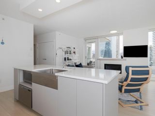 Photo 9: 2605 565 SMITHE Street in Vancouver: Downtown VW Condo for sale in "Vita at Symphony Place" (Vancouver West)  : MLS®# R2775246