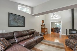 Photo 4: 3900 Gordon Rd in Campbell River: CR Campbell River North House for sale : MLS®# 914493