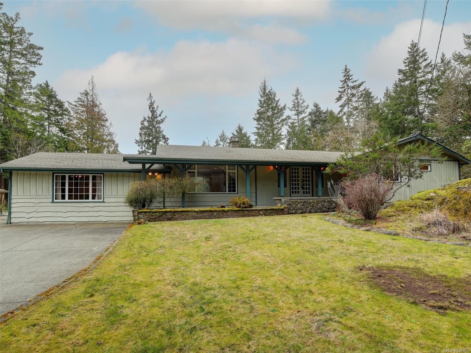 Main Photo: 739 Willing Dr in Langford: La Happy Valley House for sale : MLS®# 926366