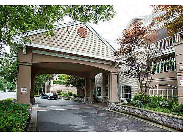Main Photo: 327 19750 64 Avenue in Langley: Willoughby Heights Condo for sale in "The Davenport" : MLS®# F1418142