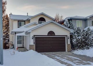 Photo 2: 120 RIVERWOOD Close SE in Calgary: Riverbend Detached for sale : MLS®# A2013204