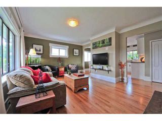 Photo 3: 980 E 24TH Avenue in Vancouver: Fraser VE House for sale (Vancouver East)  : MLS®# V1071131