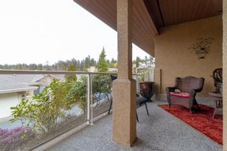 Photo 4: 801 6880 Wallace Dr in Central Saanich: CS Brentwood Bay Row/Townhouse for sale : MLS®# 897343