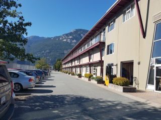 Photo 3: 114 39012 DISCOVERY Way in Squamish: Business Park Industrial for sale in "Sealink" : MLS®# C8054629