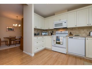 Photo 9: 206 1705 MARTIN Drive in Surrey: Sunnyside Park Surrey Condo for sale in "Southwynd" (South Surrey White Rock)  : MLS®# R2288568