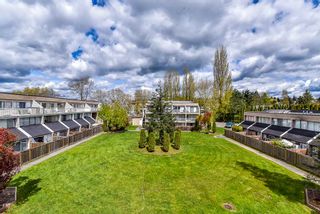 Photo 6: 55 17708 60 Avenue in Surrey: Cloverdale BC Condo for sale in "CLOVERPARK" (Cloverdale)  : MLS®# R2161833
